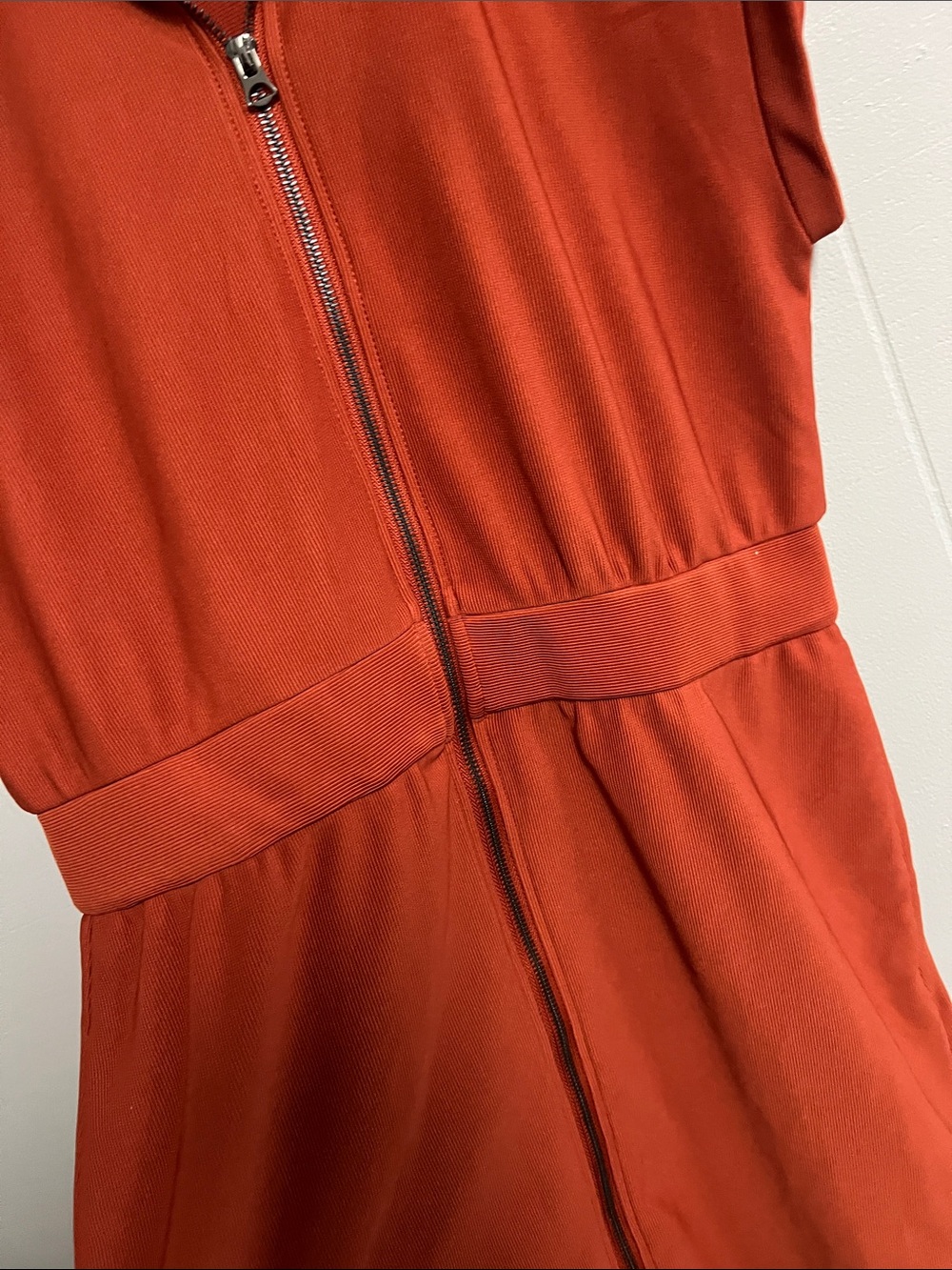 NWT entro Ribbed Zip-Front Dress in Rust - Picture 6 of 12